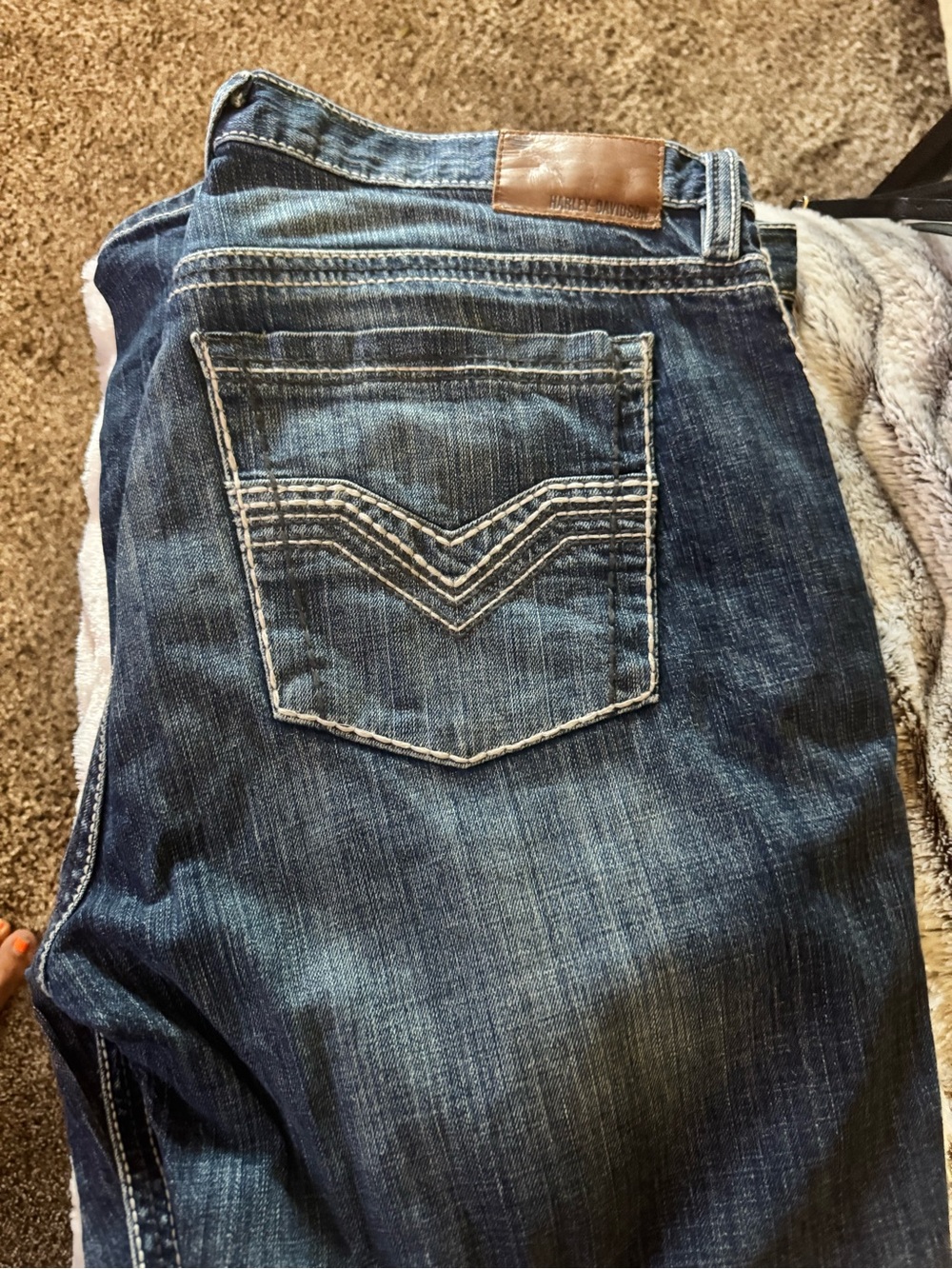 Men's Dark Blue Washed Denim Jeans